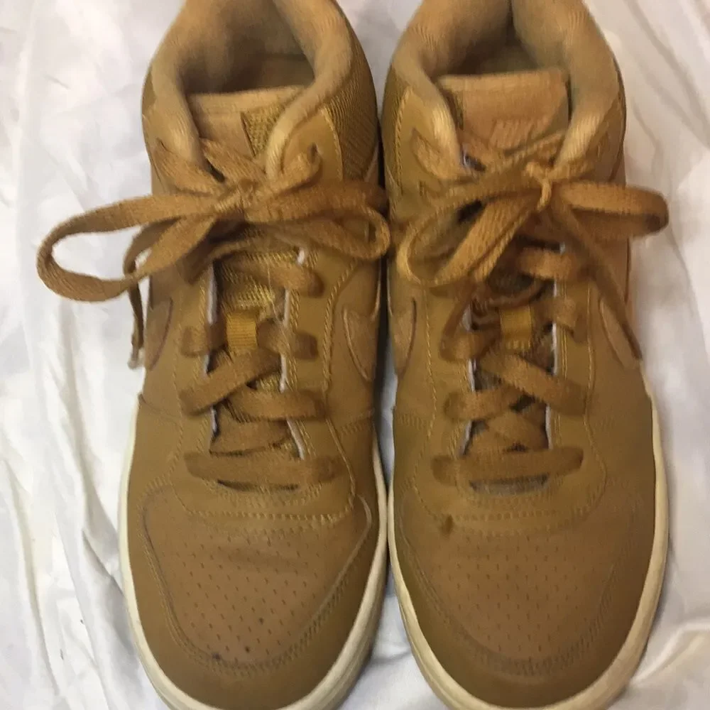 Nike Court Borough Mid Shoes